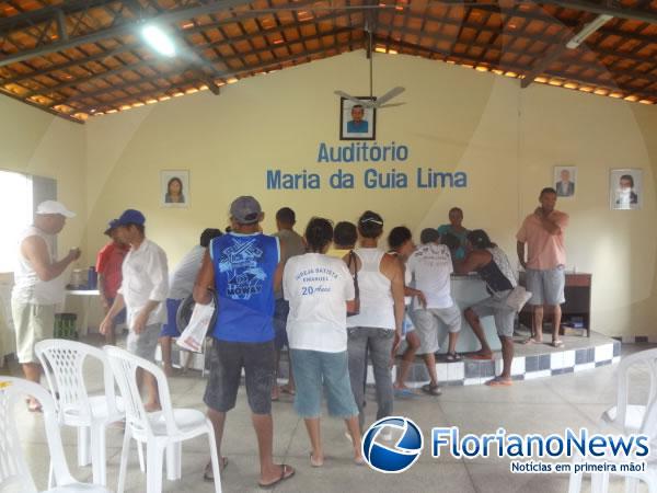 Pescadores artesanais de Floriano participam de reunião.(Imagem:FlorianoNews)