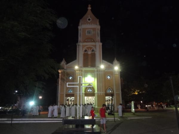 Comemorado os 25 anos de ordenação sacerdotal de Dom Valdemir.(Imagem:FlorianoNews)