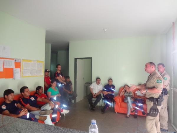 PRF realizou treinamento com profissionais do SAMU.(Imagem:FlorianoNews)