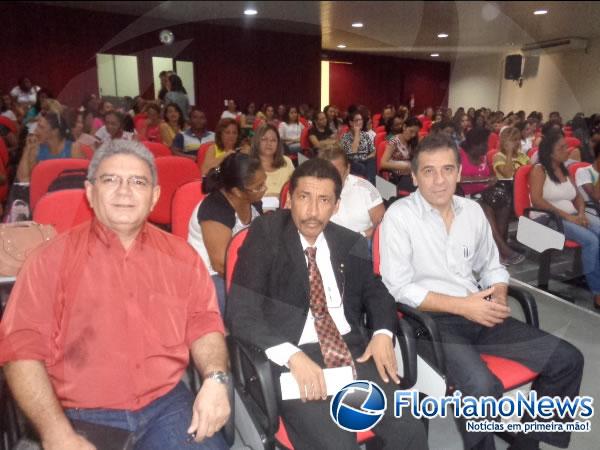 Professor Nelson Júnior, Promotor José de Arimatéia Dourado e Prefeito Gilberto Júnior.(Imagem:FlorianoNews)
