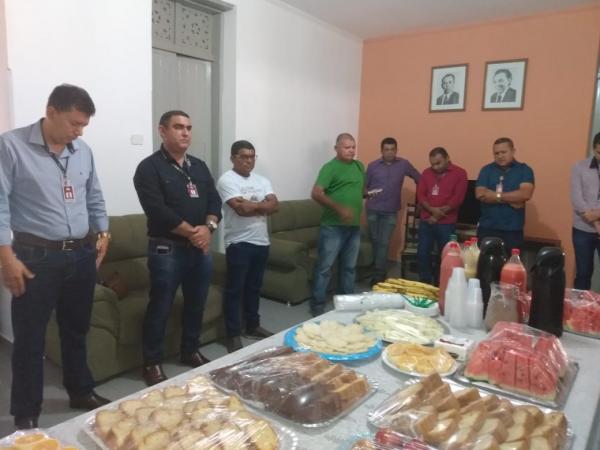  Dia do motorista é celebrado com homenagens e café da manhã no Armazém Paraíba.(Imagem:FlorianoNews)