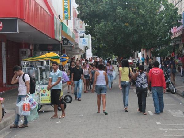 Comércio prevê baixas vendas.(Imagem:Gil Oliveira/ G1)