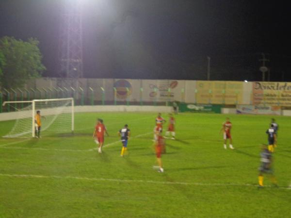 Dois jogos movimentaram a abertura do Campeonato de Futebol Amador de Floriano.(Imagem:FlorianoNews)