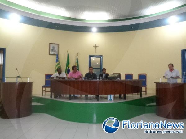 Professores participam de debate sobre redução da maioridade penal em Floriano(Imagem:FlorianoNews)