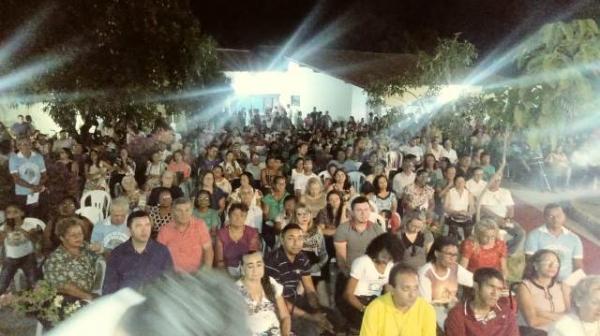 Missa solene marcou Jubileu Sacerdotal de Dom Fernando Panico em Floriano.(Imagem:FlorianoNews)