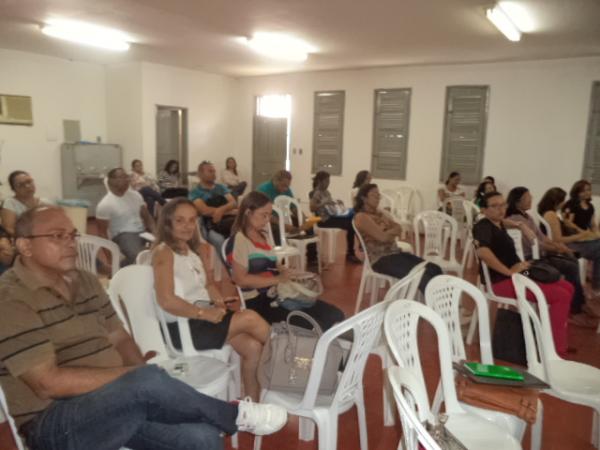 Coordenadores e supervisores participam de reunião na Gerência Regional de Floriano.(Imagem:FlorianoNews)