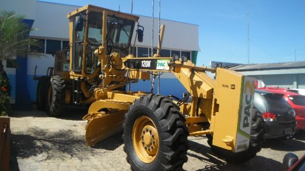 Prefeitura de Barão de Grajaú recebe nova máquina agrícola.(Imagem:FlorianoNews)