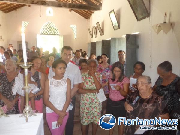 Gilberto Júnior participa do encerramento do festejo da Comunidade Araçás.(Imagem:FlorianoNews)