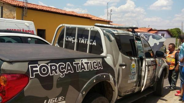 Assalto a carro forte em Floriano: troca de tiros e policial da Força Tática baleado(Imagem:Divulgação)