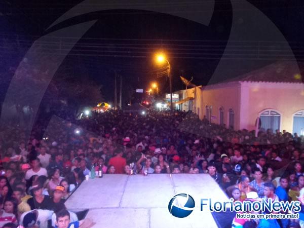 Aniversário de Floriano foi comemorado com festa dançante.(Imagem:FlorianoNews)