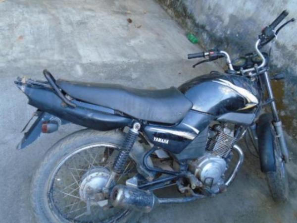 Moto é encontrada abandonada na zona rural de Barão de Grajaú.(Imagem:Jornaldefloriano)