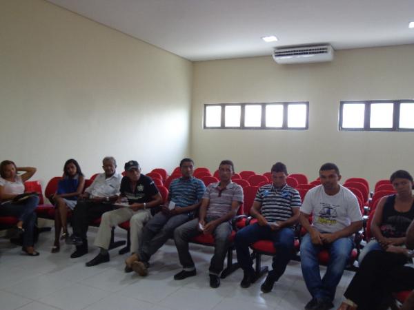Sindicato dos Trabalhadores Rurais realizou encontro com lideranças de associações.(Imagem:FlorianoNews)