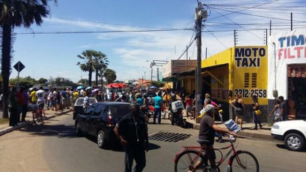 Policial morre e cliente leva tiro em tentativa de assalto a loja(Imagem:Cidadeverde.com)