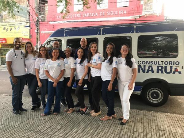 Consultório na rua(Imagem:Equipe da Unidade Móvel de Saúde)