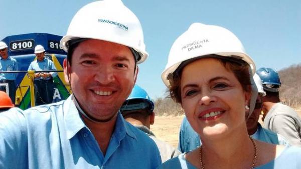 Florianense acompanha visita da Presidente Dilma às obras da Transnordestina.(Imagem:Reprodução/Facebook)