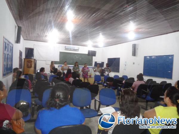 Reunião discute a atuação do professor de educação infantil (Imagem:FlorianoNews)