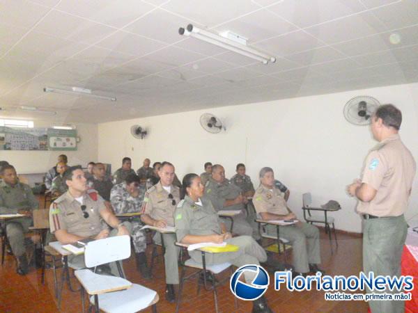 DEIP realiza capacitação de coordenadores e monitores do Curso de Formação de Soldados.(Imagem:FlorianoNews)