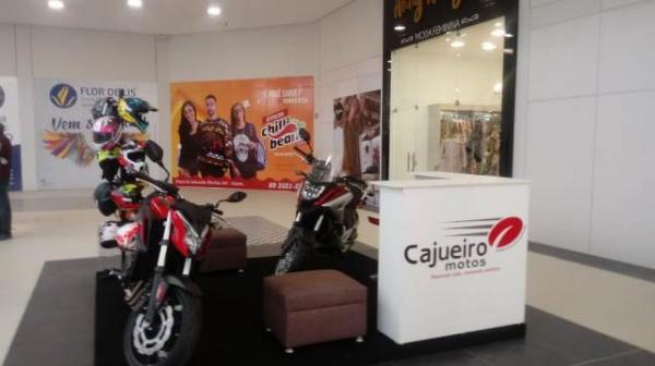 Cajueiro Motos inaugura estande no Floriano Shopping com sorteio de brindes.(Imagem:FlorianoNews)