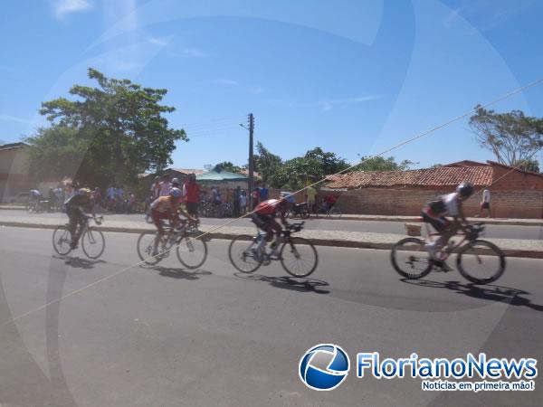 Realizada em Floriano 8ª edição da Corrida Ciclística Pedro Tomaz.(Imagem:FlorianoNews)