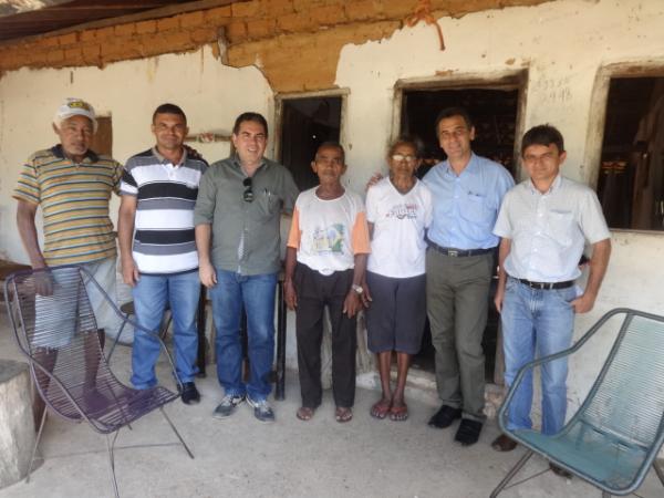 Prefeito Gilberto Júnior realizou visitas às estradas rurais do município.(Imagem:FlorianoNews)