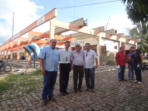 Prefeito e Secretário de Transportes visitam empreendimentos de Floriano.(Imagem:FlorianoNews)