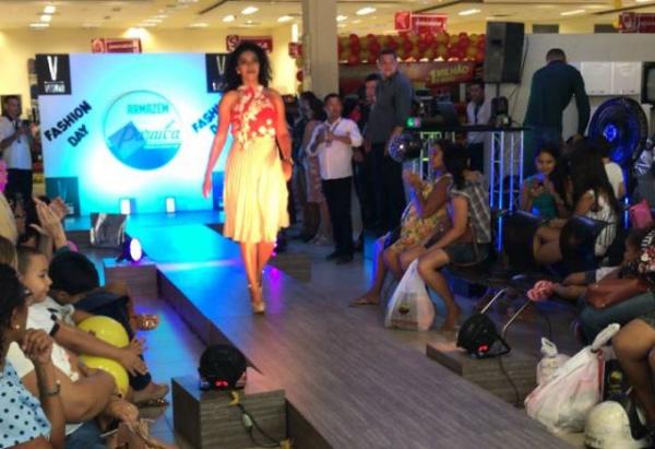 Lançamento da coleção verão 2018 Paraíba Fashion Day é realizado em Floriano.(Imagem:FlorianoNews)