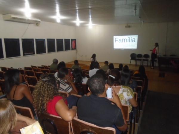 Abertura de Congresso de Capacitação reúne Conselheiros Tutelares de Floriano e região.(Imagem:FlorianoNews)