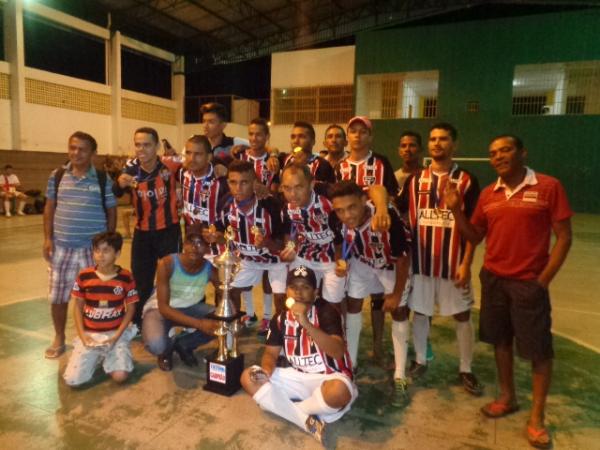 Taça Futsal Cidade de Floriano é encerrada com premiação de times campeões.(Imagem:FlorianoNews)