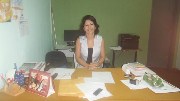 Professora Luciana Acioly, Diretora da 10ª Gerência Regional de Educação.(Imagem:FlorianoNews)