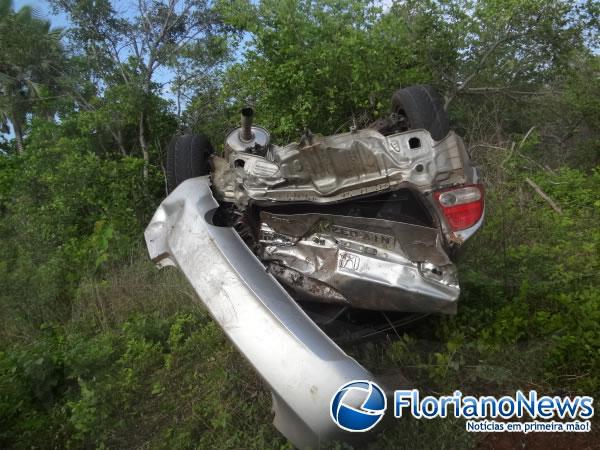 Grave acidente entre moto e carro deixa vítima fatal na PI-140.(Imagem:FlorianoNews)