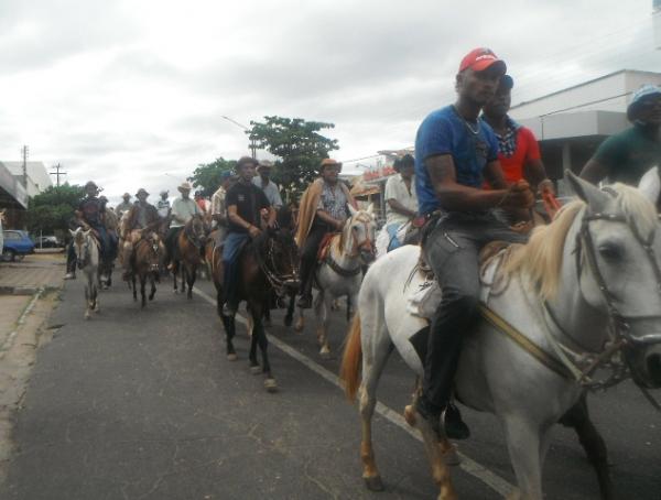 Tradição e Fé marcaram cavalgada e Missa do Vaqueiro em Floriano.(Imagem:FlorianoNews)