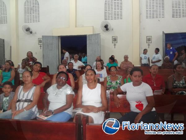 Procissão encerrou os festejos de Santa Luzia em Floriano.(Imagem:FlorianoNews)