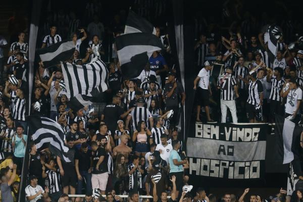 Torcida deu show, mas o Botafogo não fez a sua parte.(Imagem:Vítor Silva/Botafogo)