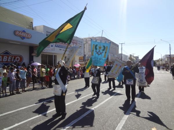 Floriano comemorou o Dia da Pátria com desfile cívico.(Imagem:FlorianoNews)