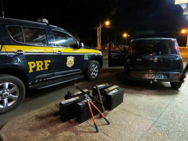 Suspeito foi preso furtado baterias de telefonia na BR-316.(Imagem:PRF-PI)