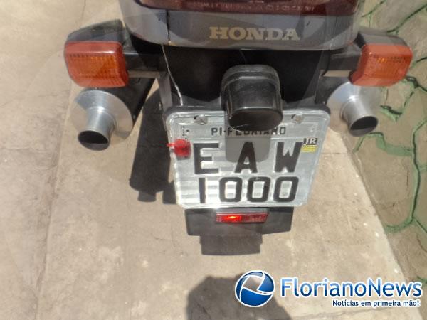 Moto com placa de Floriano.(Imagem:FlorianoNews)