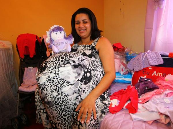  Falsa grávida dizia que bebês teriam nome começando com Maria(Imagem:Rogério Marques/O Vale/AE )