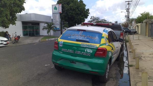 Polícia Militar fez buscas por suspeito de roubar arma de policial civil.(Imagem:Gilcilene Araújo/G1)