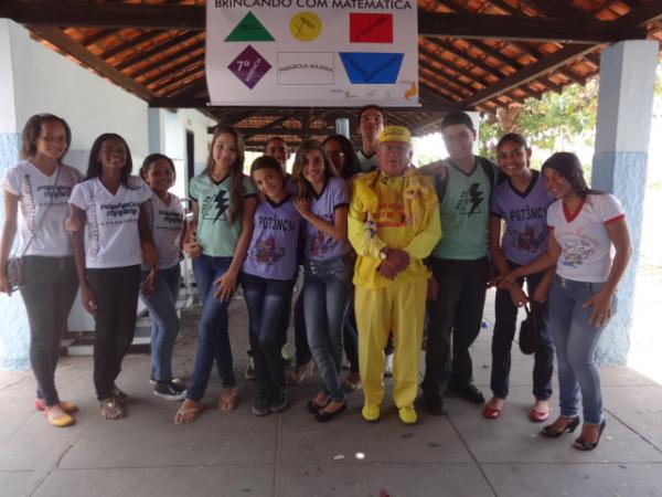 Matemática é tema de gincana em escola de Floriano.(Imagem:FlorianoNews)