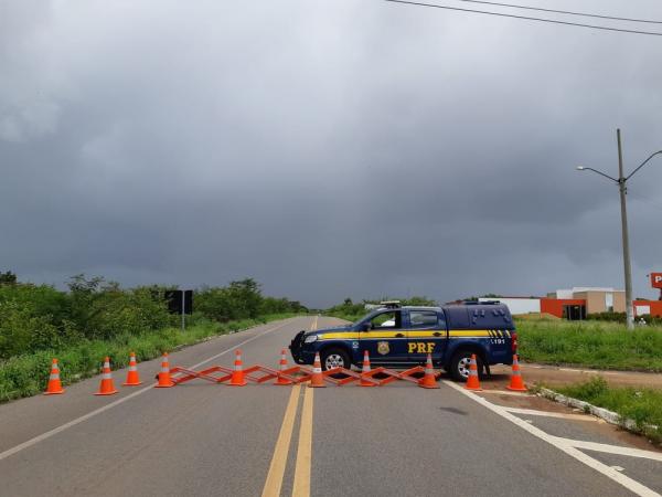 PRF liberou a BR-343 em Piripiri.(Imagem:Divulgação/PRF)