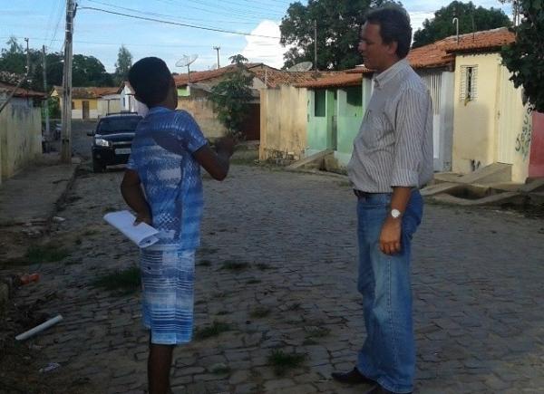 Vereador visita bairro Bom Lugar e ouve reivindicações dos moradores.(Imagem:Reprodução/Facebook)