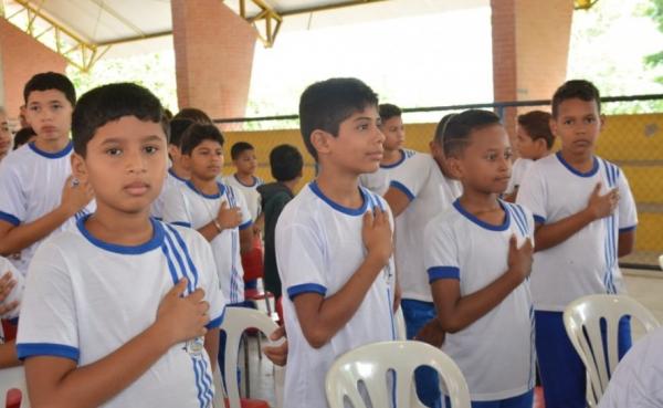 Solenidade marca abertura do ano letivo das escolas da Rede Municipal de Floriano.(Imagem:Secom)