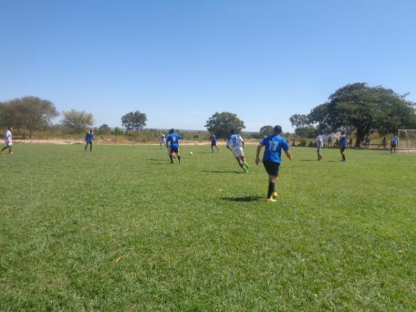 Torneio de Futebol celebra aniversário da Polícia Militar em Floriano.(Imagem:FlorianoNews)