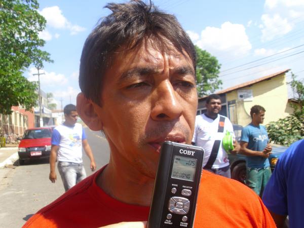 Acidente envolvendo carro e moto na Av. Bucar Neto em Floriano.(Imagem:FlorianoNews)