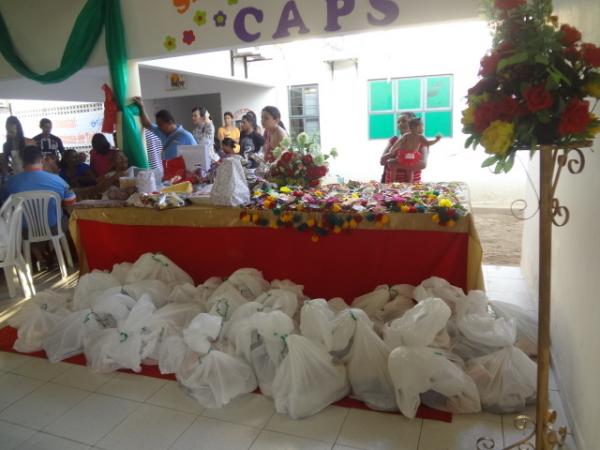 CAPS II realiza festa de Natal para usuários e familiares.(Imagem: FlorianoNews)