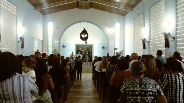 Igrejas de Floriano celebram Dia das Mães com missa solene.(Imagem:FlorianoNews)