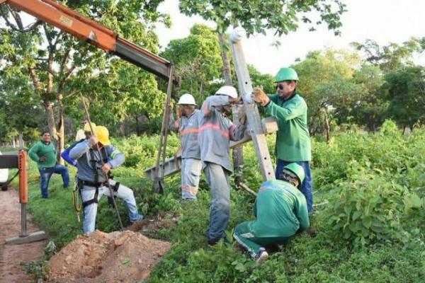 Eletrobrás inicia obras de implantação de iluminação pública na Avenida São Pio.(Imagem:SECOM)