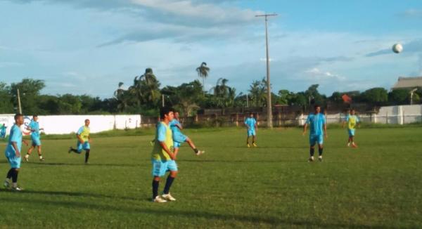 Parnahyba faz treino tático no CT Petrônio Portela.(Imagem:Gláucio Júnior)