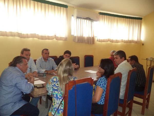 Reunião discute implementação da Lei Geral de Micro e Pequenas Empresa em Floriano.(Imagem:FlorianoNews)