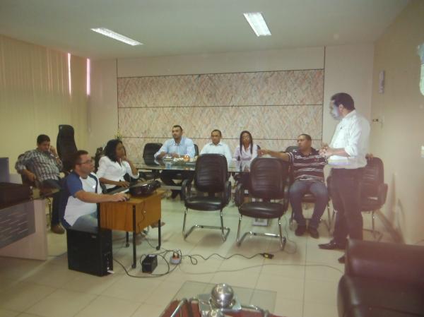 Equipes iniciam trabalhos da transição em Floriano.(Imagem:FlorianoNews)